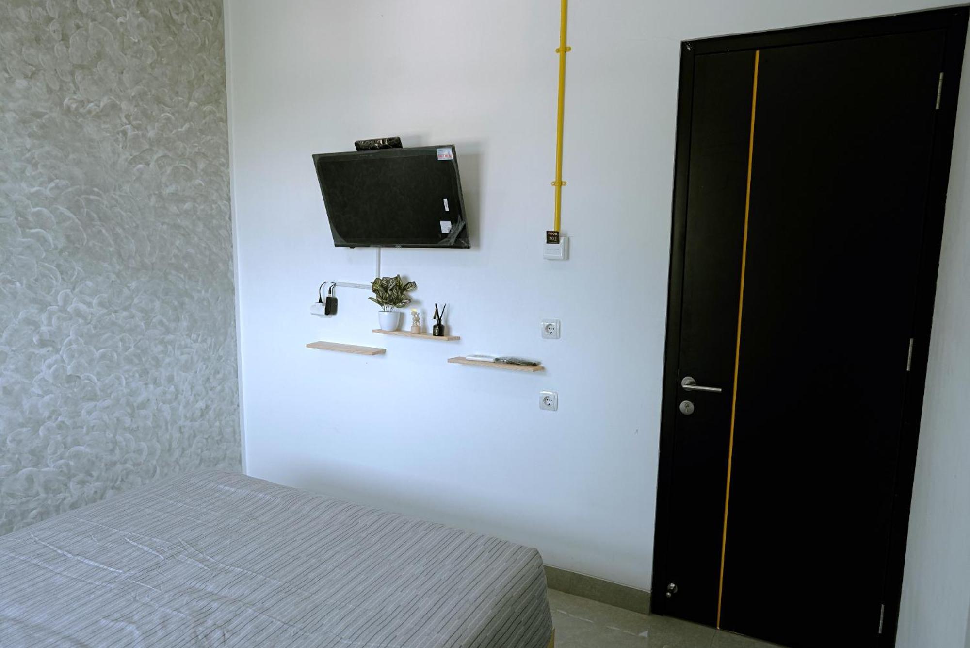 Arlita Guesthouse Чианджур Екстериор снимка