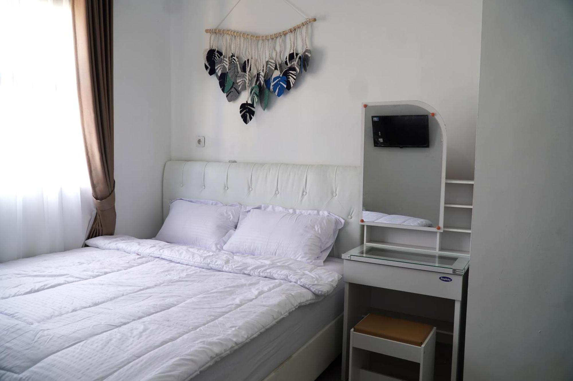Arlita Guesthouse Чианджур Екстериор снимка